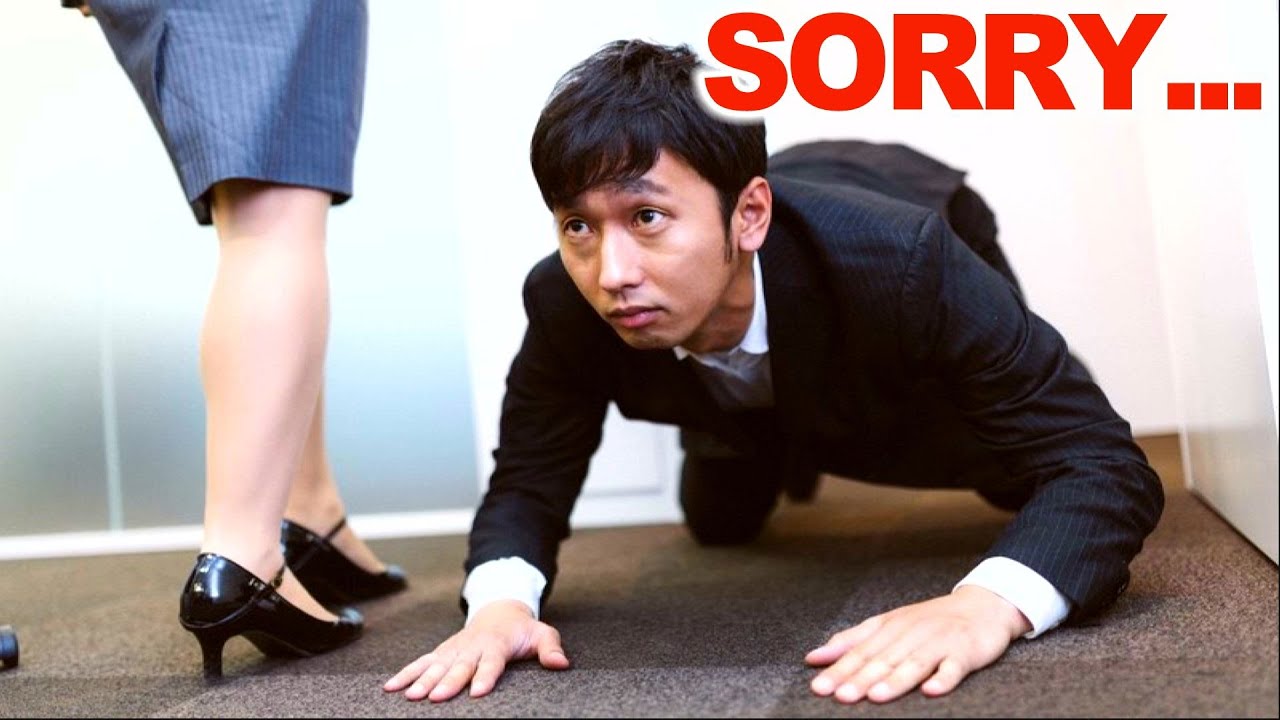 Ожидание извинений. Японец извиняется. Китаец извиняется. Японец просит прощения. Японец извиняется на коленях.